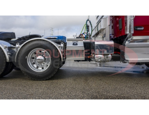 (Buyers) [1705281] Heavy Duty Smooth Aluminum WideOpen? Step Boxes for Semi Trucks - 18 Inch Width